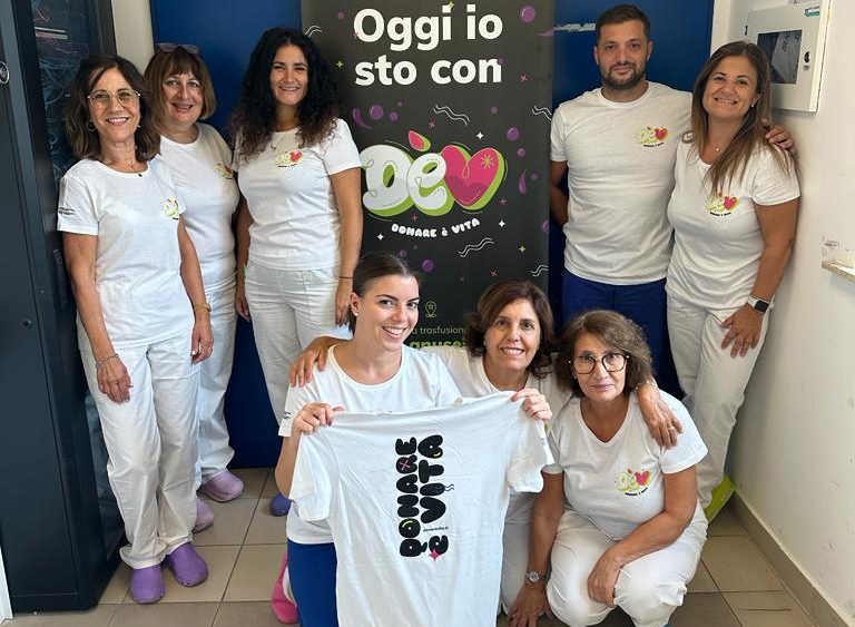 Donazione del sangue, la Asl rilancia la campagna con una maglietta Donazione del sangue, la Asl rilancia la campagna con una maglietta