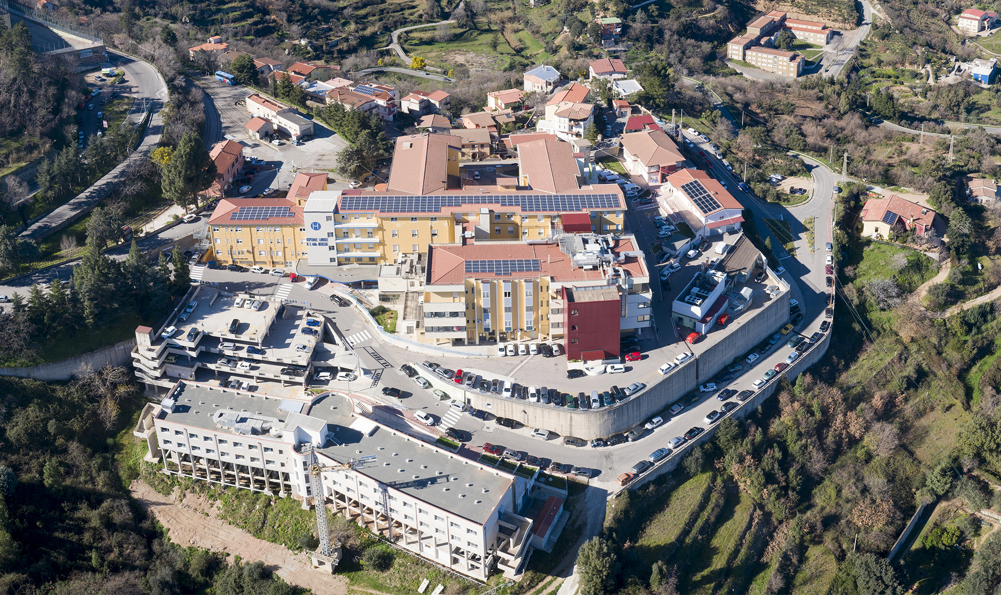 Panoramica dell'ospedale di Lanusei dall'alto